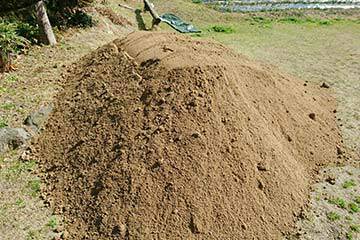 飯塚市 プロの植木職人がオススメする 畑用 家庭菜園用の真砂土